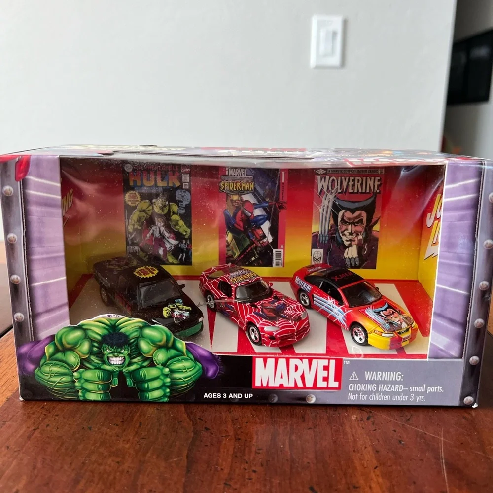 Johnny Lightning Marvel Characters Die Cast Cars Wolverine Spider-Man Hulk